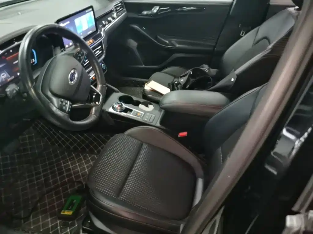 Ford Focus — миниатюра 22