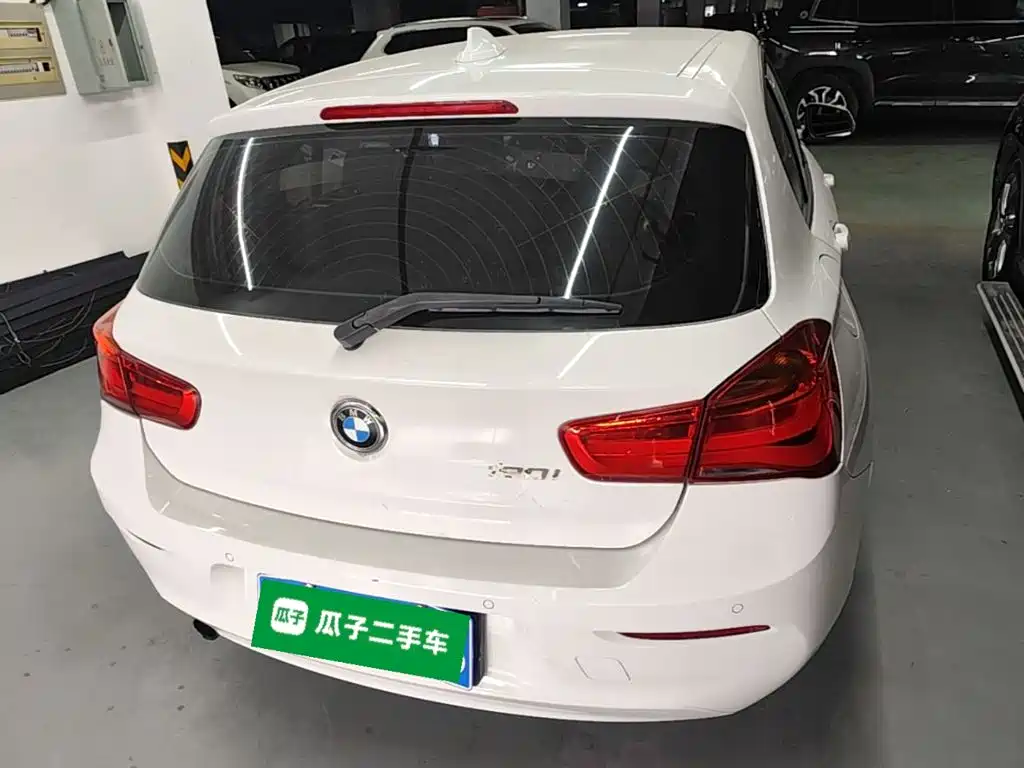 BMW 1 Series (Import) — миниатюра 6