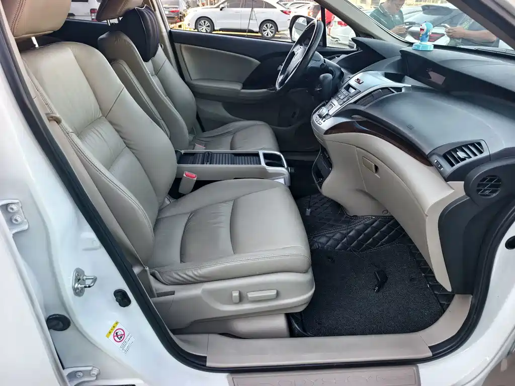 Honda Odyssey — миниатюра 18