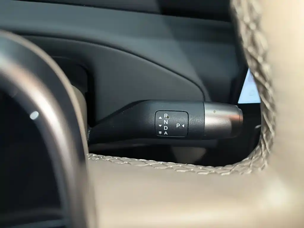 Li Auto Li MEGA — миниатюра 14