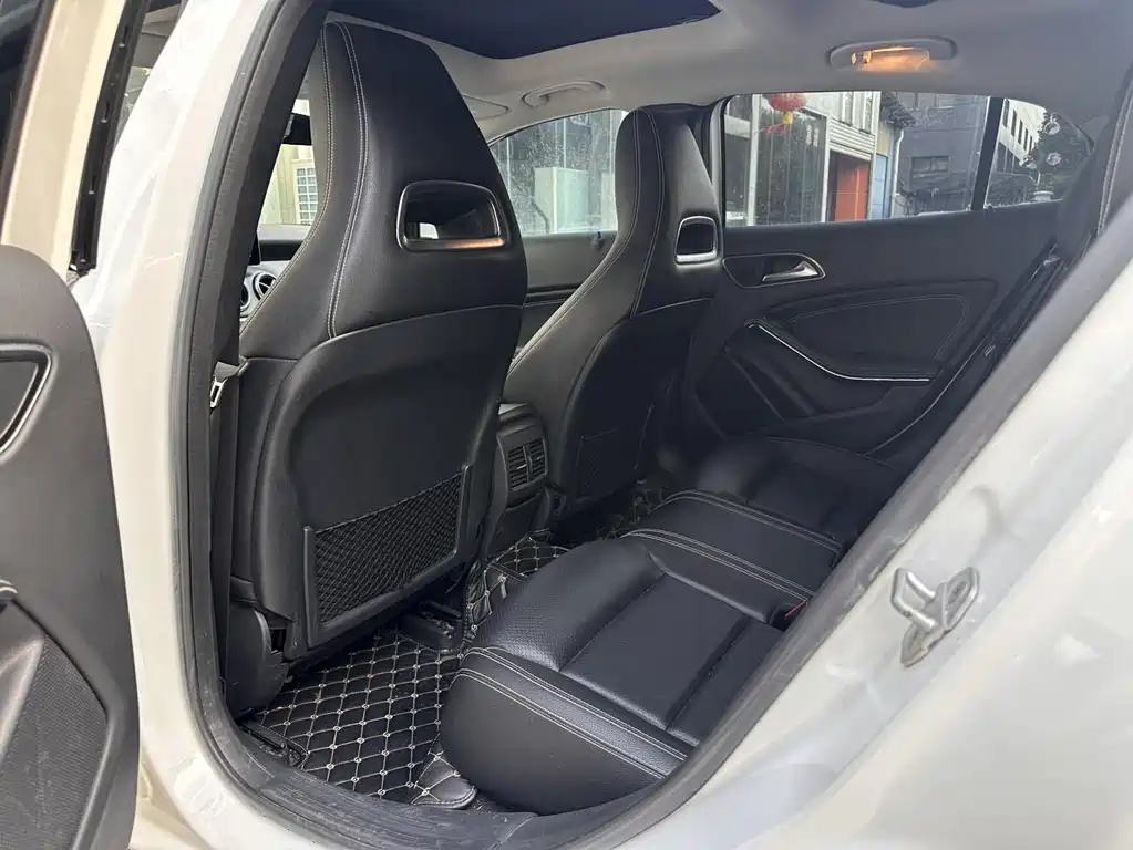 Mercedes-Benz GLA 2016 GLA 200