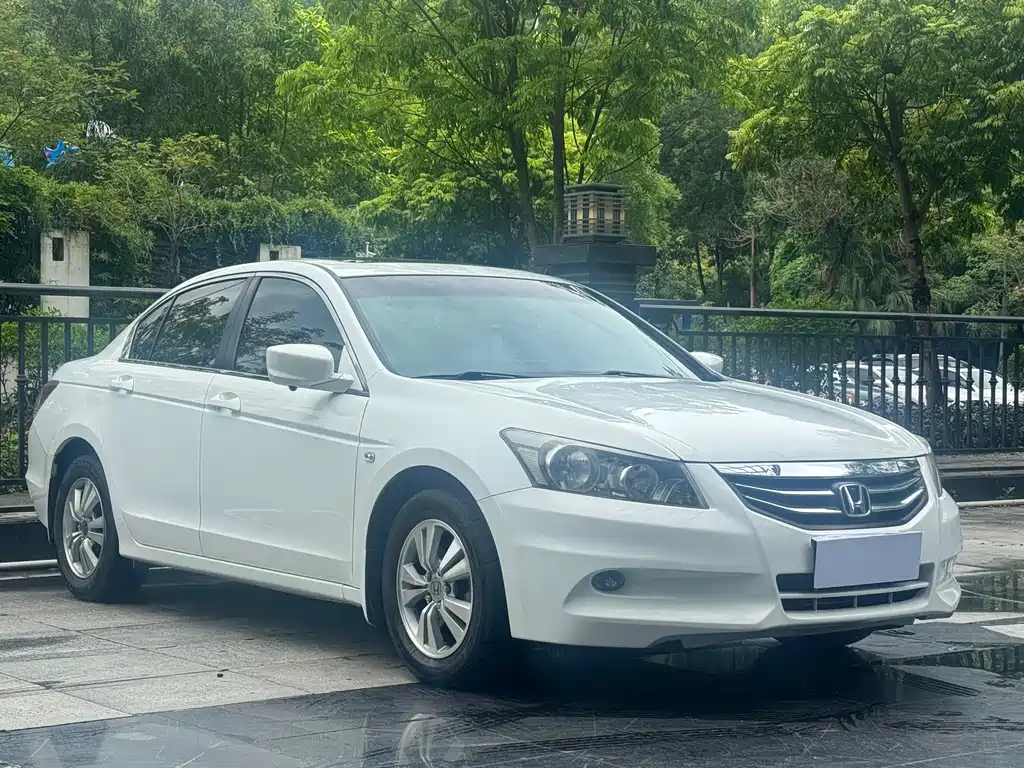 Honda Accord — миниатюра 3