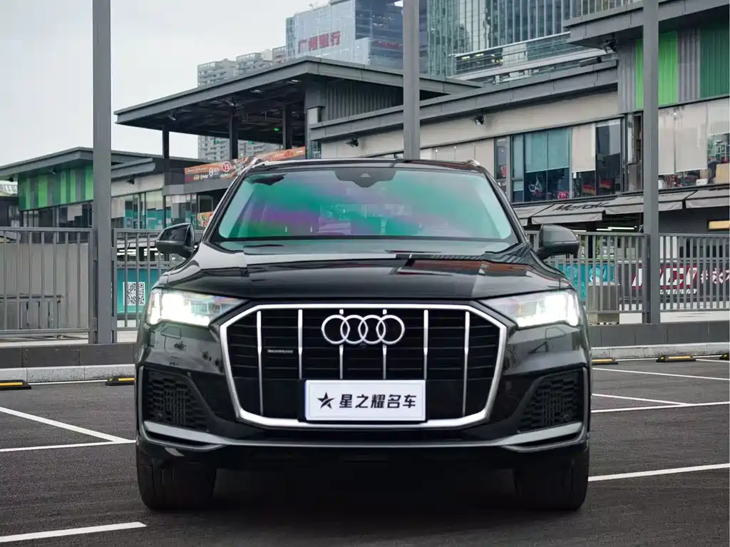 Audi Q7 2021 55 TFSI quattro S line Sport
