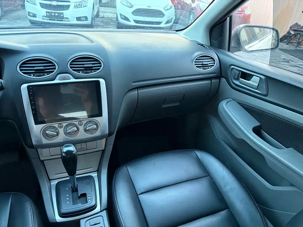 Ford Focus — миниатюра 9