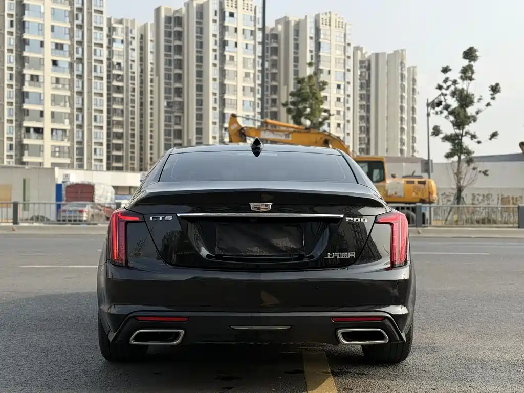 CADILLAC CT5