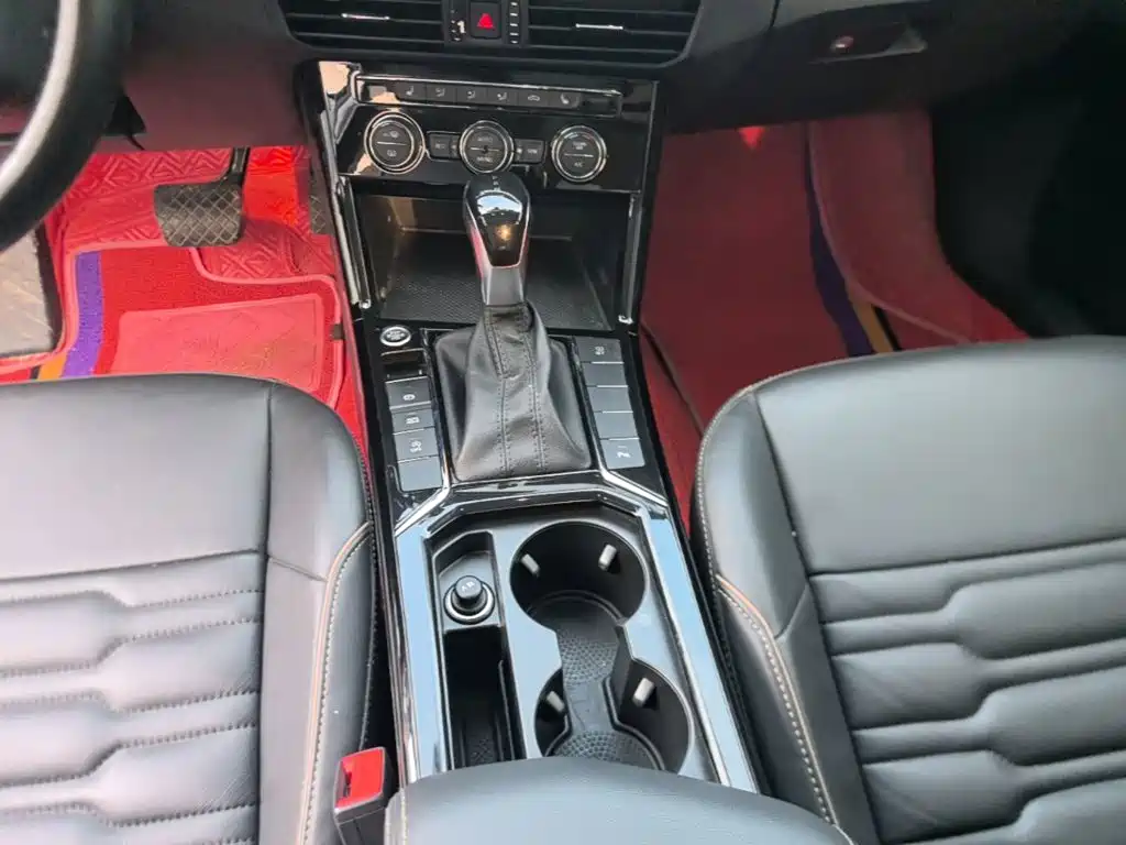 Volkswagen Passat — миниатюра 14