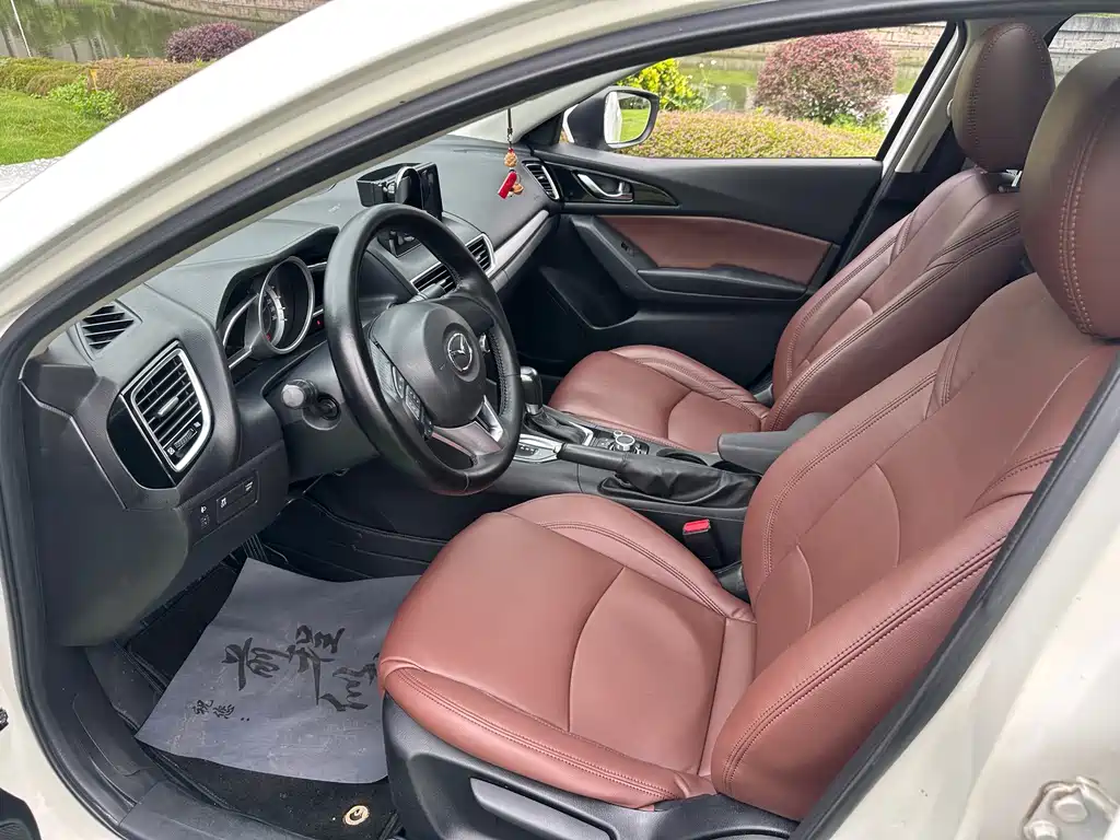 Mazda 3 Axela — миниатюра 9