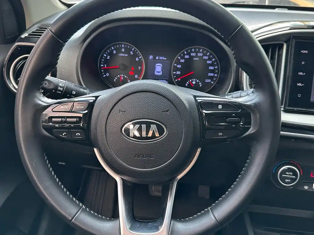 Kia KX1 — миниатюра 7
