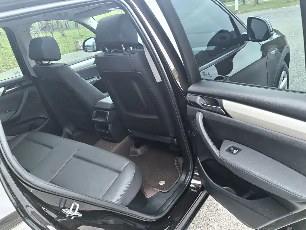 BMW X3 (Import) — миниатюра 14