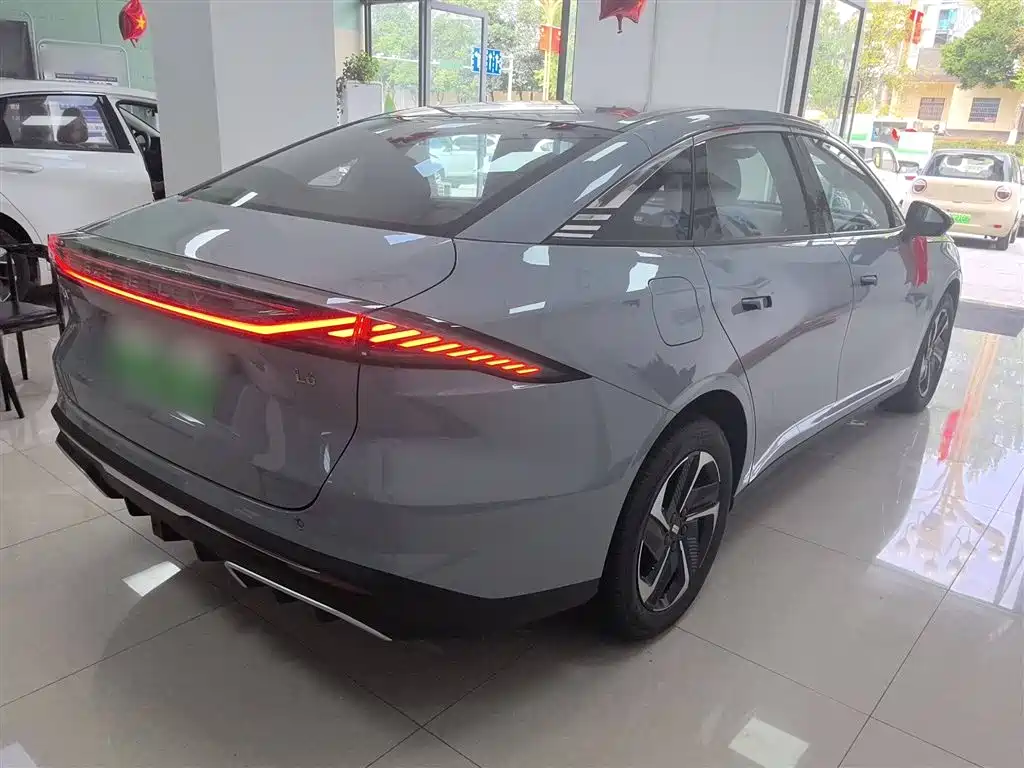 GEELY GALAXY GALAXY L6