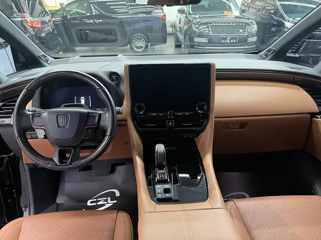 Toyota Vellfire — миниатюра 7