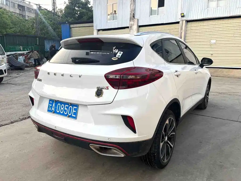 Geely Emgrand GS — миниатюра 12