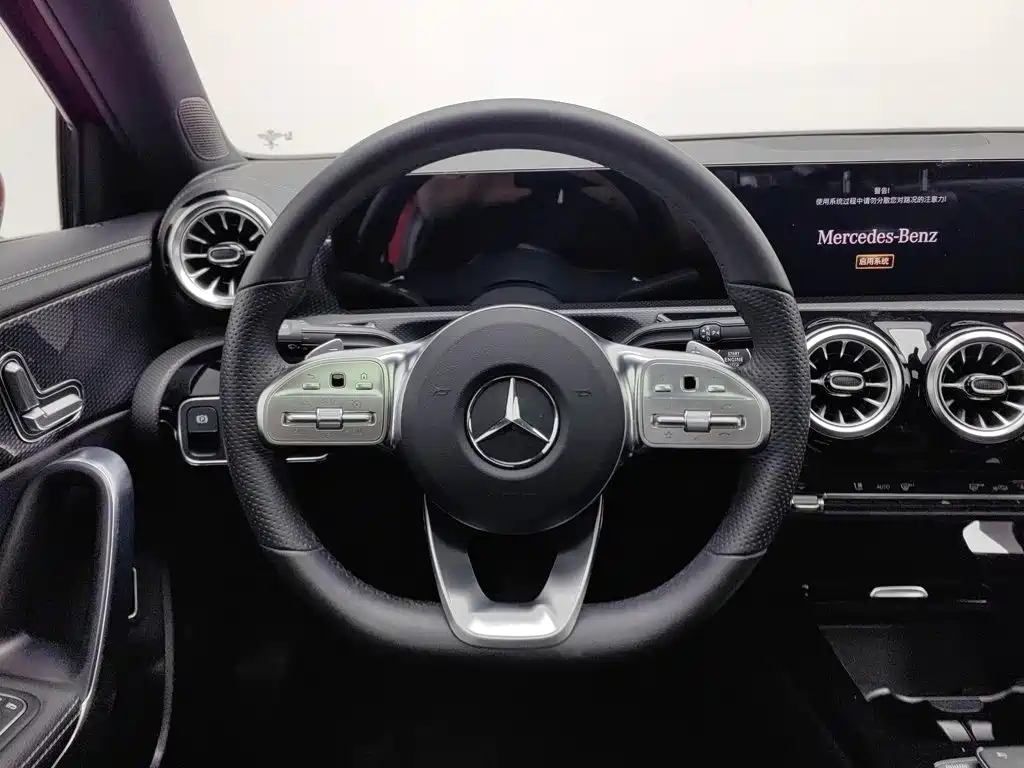 Mercedes-Benz A-Class — миниатюра 11