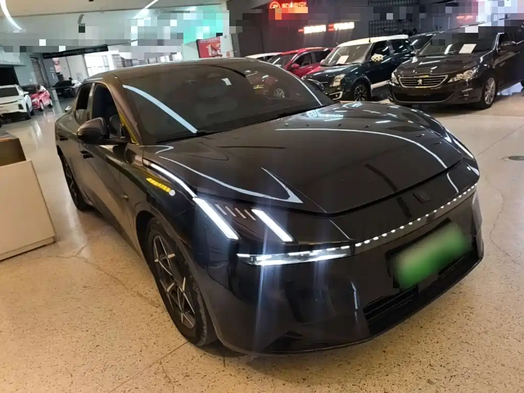 Lynk & Co Z10 2024 STARBUFF 95kWh 766km