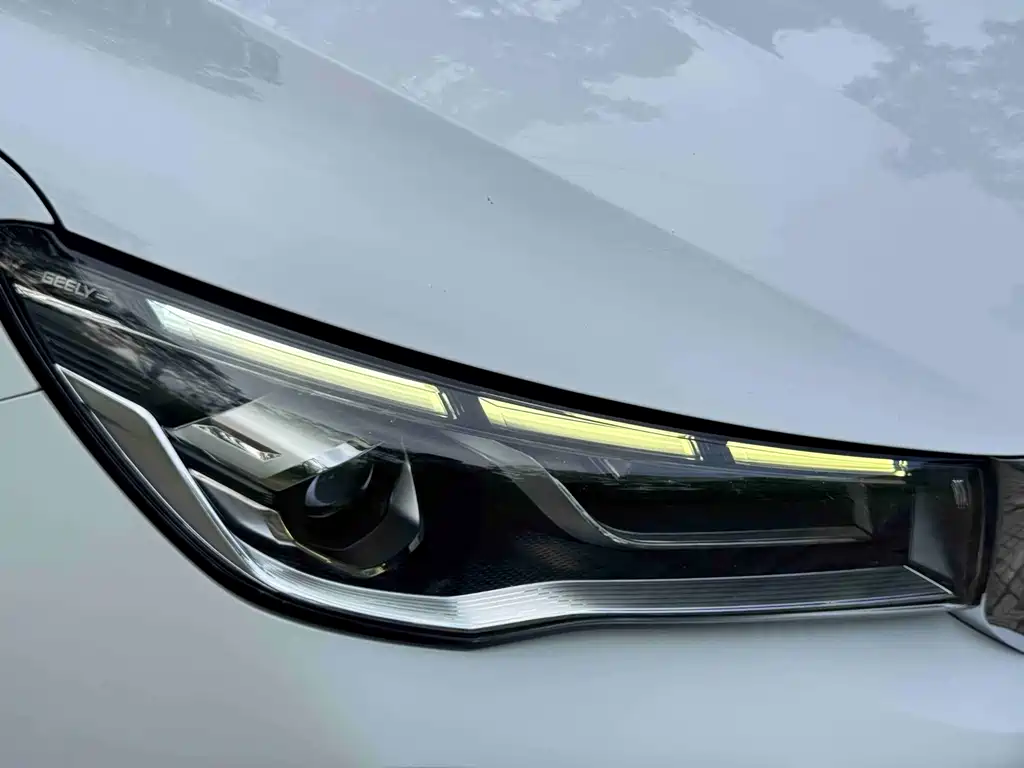 Geely Emgrand — фотографии объявления, Фото 43