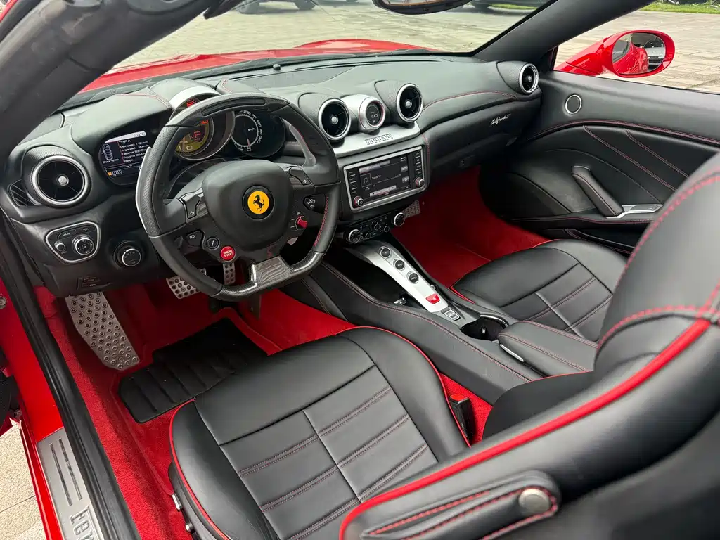 Ferrari California T — миниатюра 3