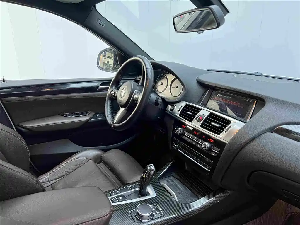 BMW X4 — миниатюра 9