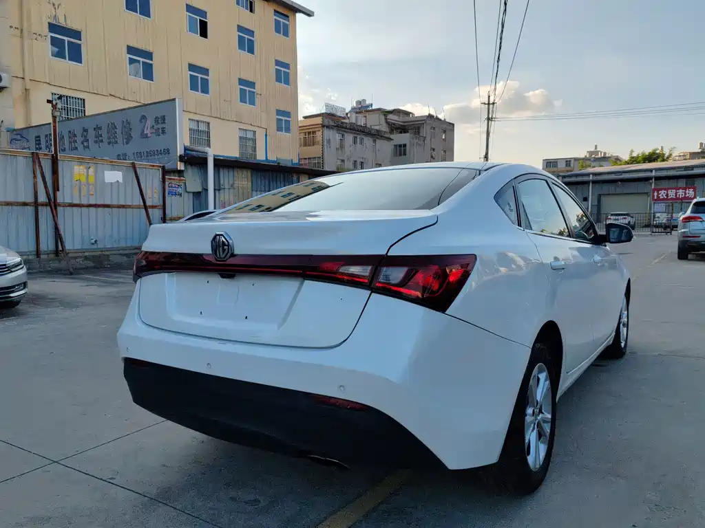 MG MG GT — миниатюра 6