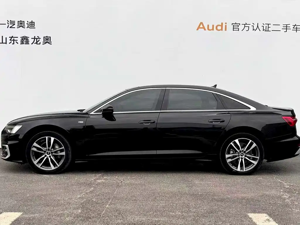 Audi A6L 2022 40 TFSI Luxury