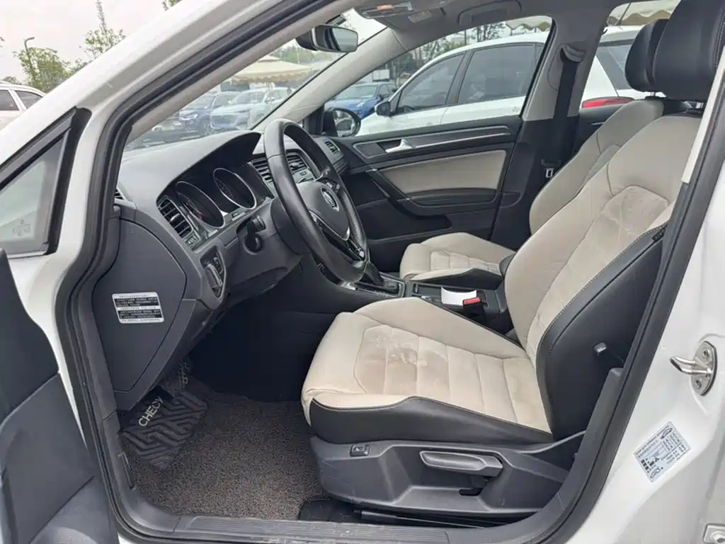 Volkswagen Golf — миниатюра 16