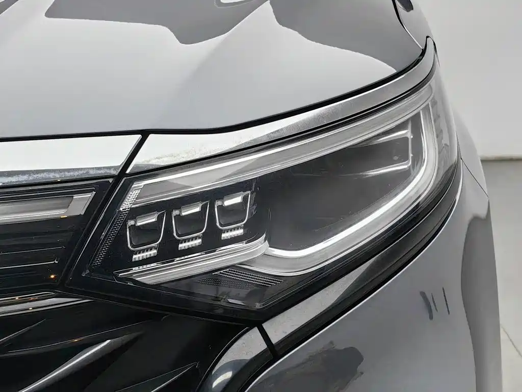 Roewe iMAX8 — миниатюра 7