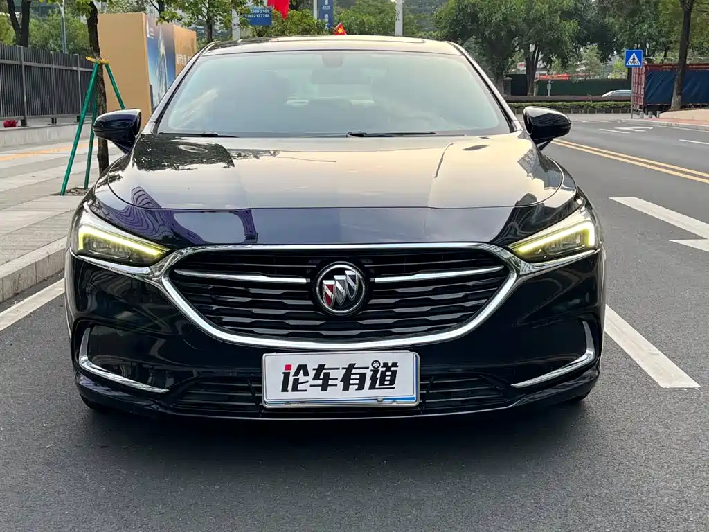 Buick LaCrosse — миниатюра 25