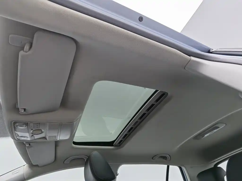 Volkswagen Golf — миниатюра 14