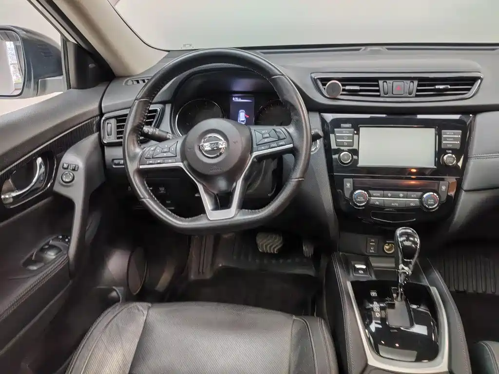Nissan X-Trail 2017 2.5L CVT Luxury 4WD