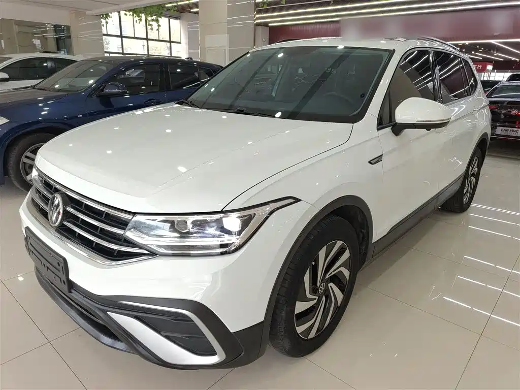 Volkswagen Tiguan L 2023