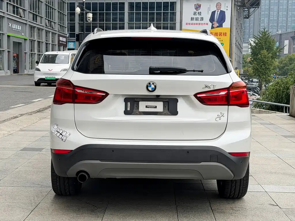 BMW X1 — миниатюра 6