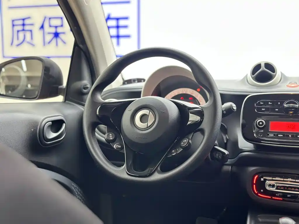 smart Smart Fortwo — миниатюра 13