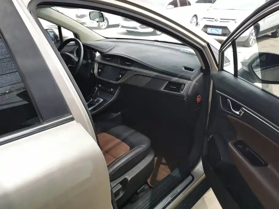 Geely Emgrand GS — миниатюра 8