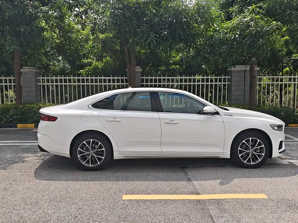 GEELY AUTOMOBILE XINGRUI