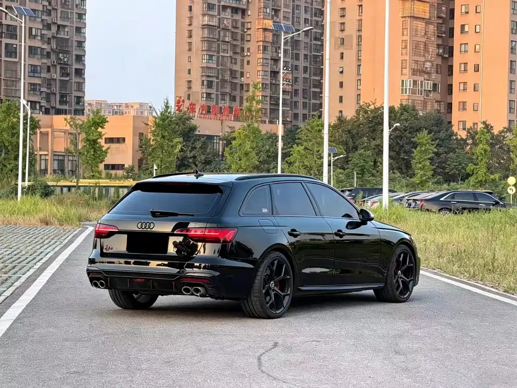 Audi S4 — миниатюра 3