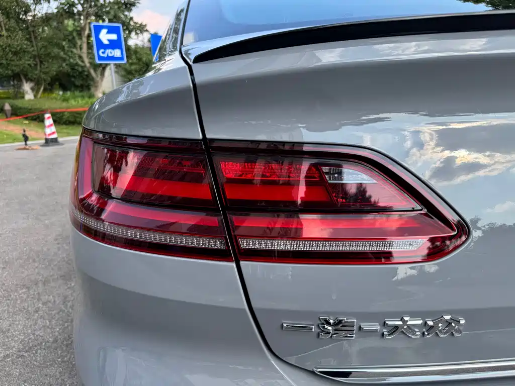 Volkswagen CC — миниатюра 31