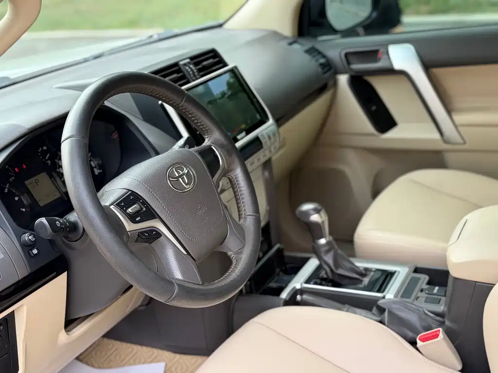 Toyota Land Cruiser Prado 2018 4.0L