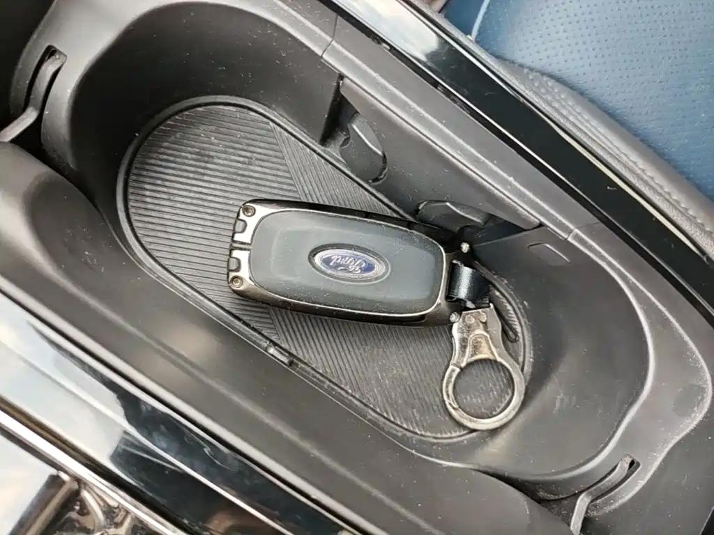 Ford Equator Sport — миниатюра 9