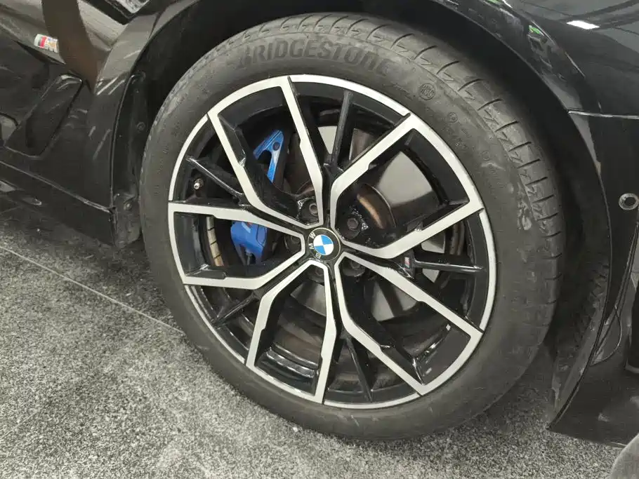 BMW 5 Series (Import) — миниатюра 6