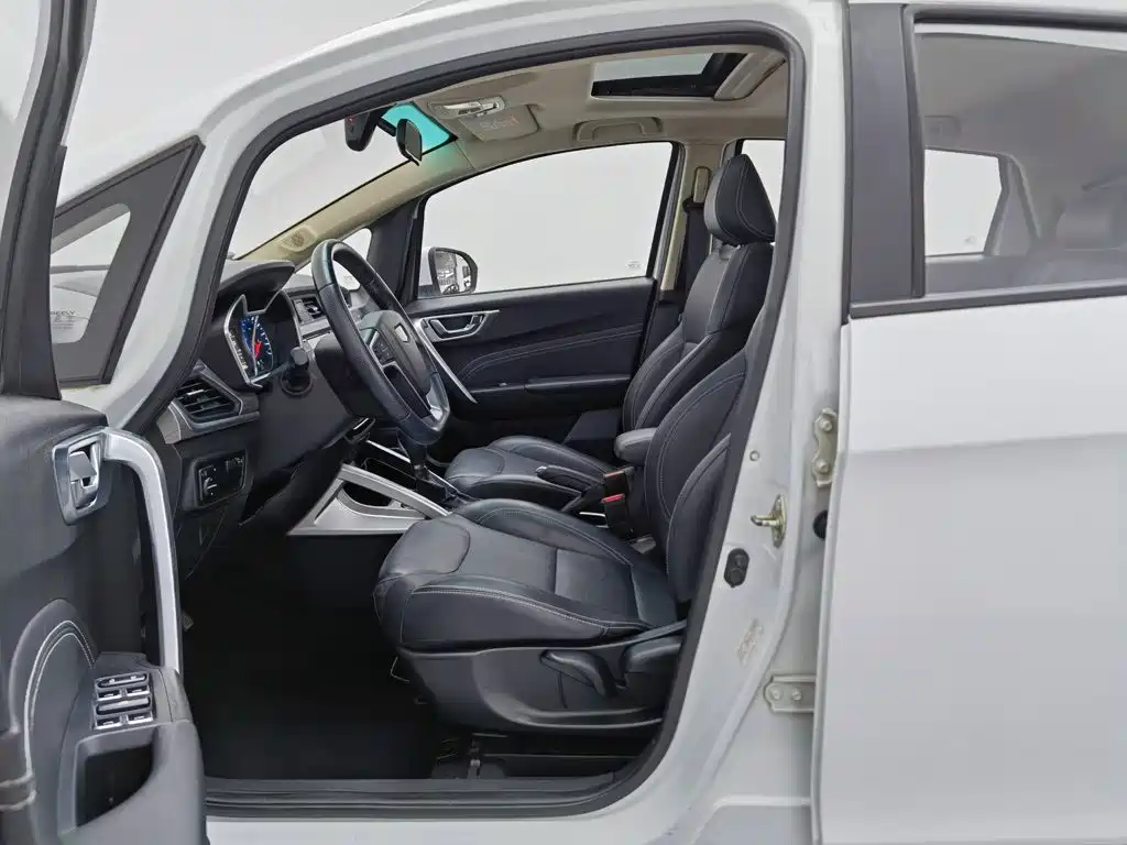 Geely Vision X3 — миниатюра 10