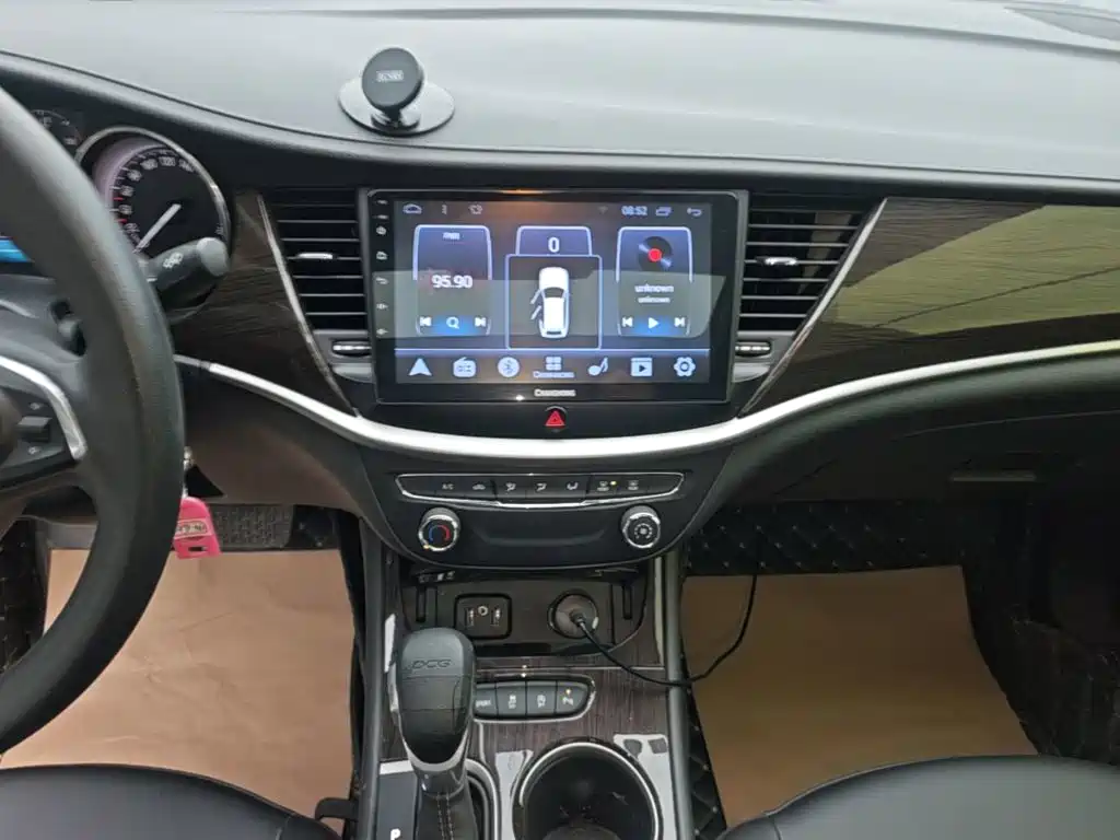 Buick Verano — миниатюра 13