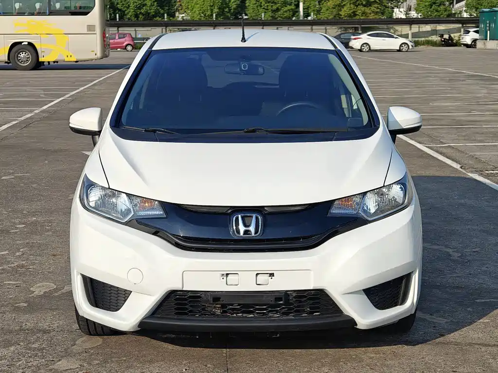 Honda Fit — миниатюра 5