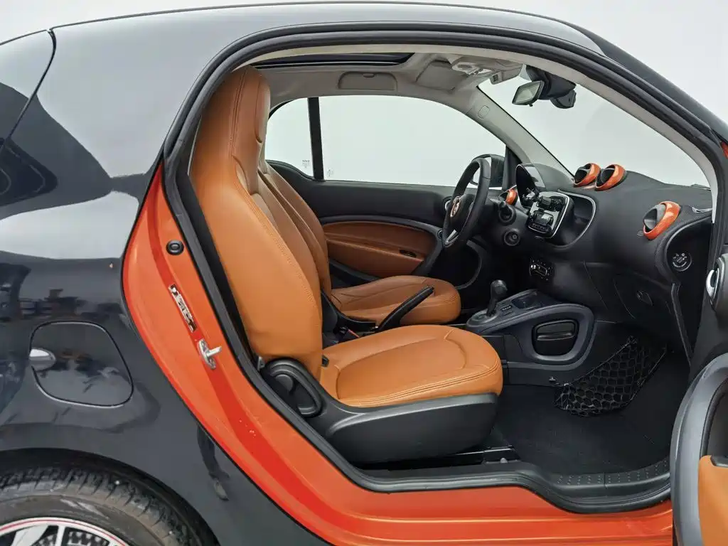 smart Smart Fortwo — миниатюра 23