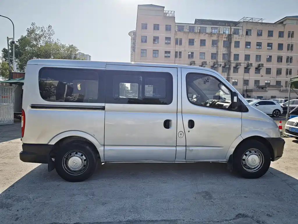 SAIC MAXUS XINTU V80