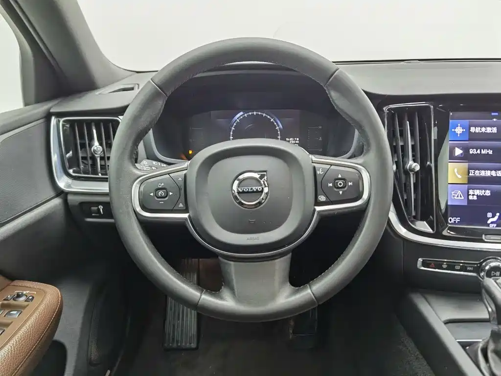 Volvo S60 — миниатюра 11