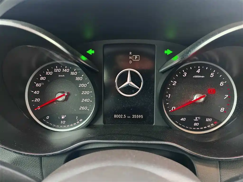 MERCEDES-BENZ GLC