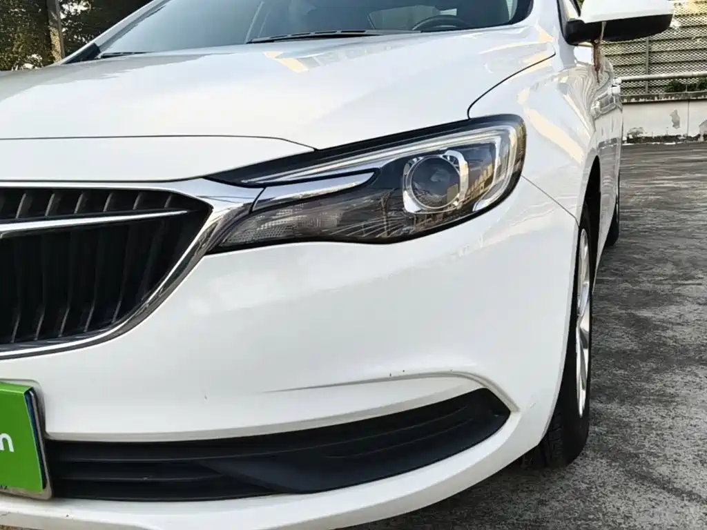 Buick Excelle — миниатюра 24