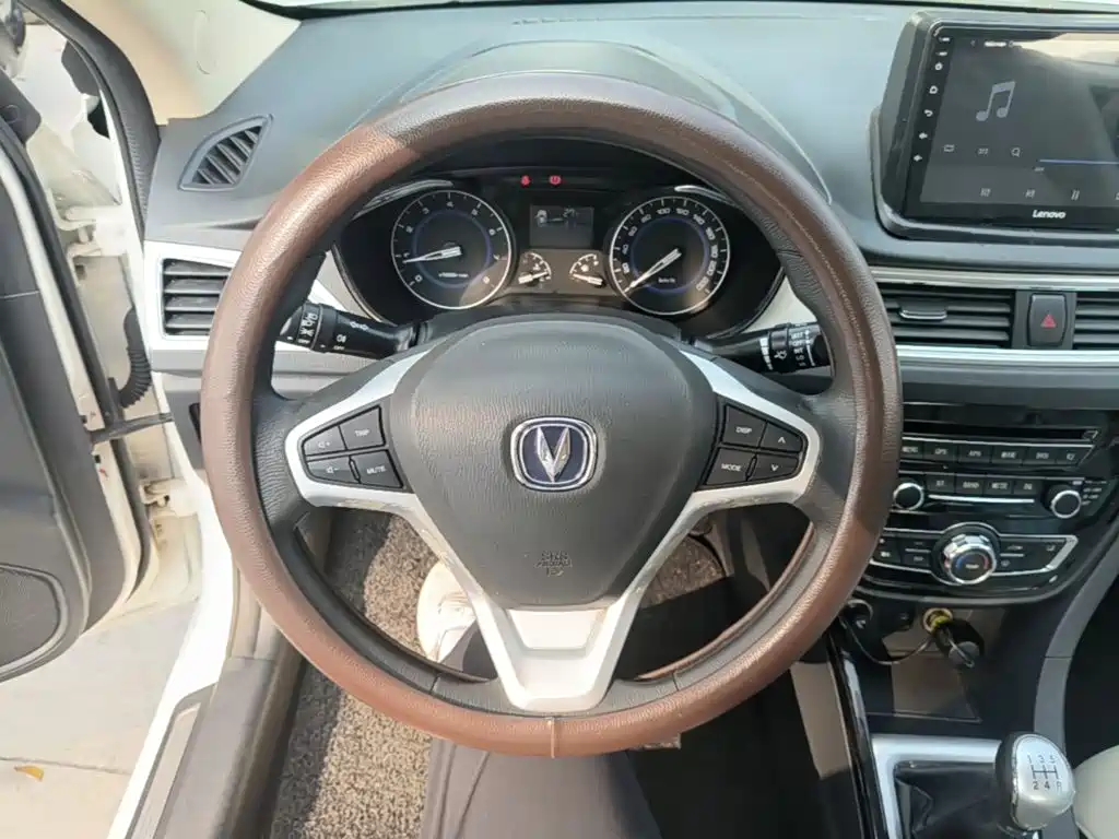 Changan V7 — миниатюра 11