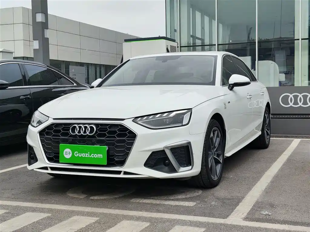 Audi A4L 2020