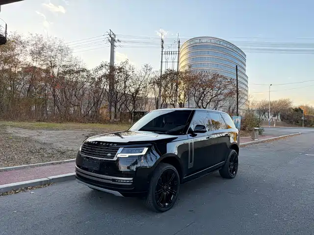 LAND ROVER RANGE ROVER 2023