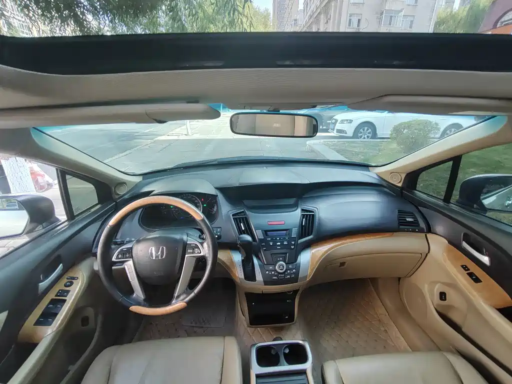 Honda Odyssey — миниатюра 8